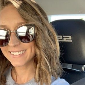 Meet your Posher, Gion